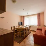 House Berghi I & Ii Hotel 3*