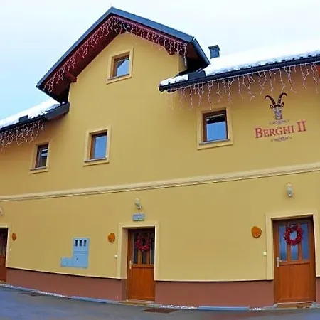 House Berghi I & Ii 호텔