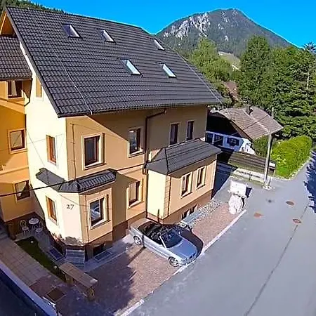 House Berghi I & Ii 호텔 3*