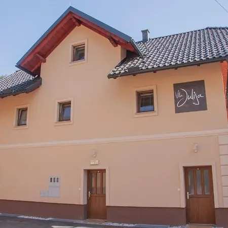 House Berghi I & Ii 酒店 3*