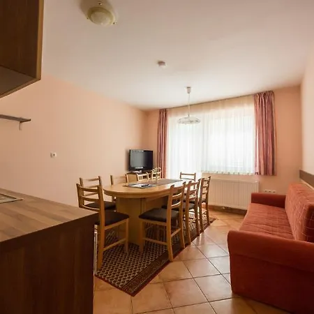 House Berghi I & Ii Отель 3*
