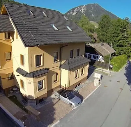 Отель House Berghi I & Ii Краньска Гора