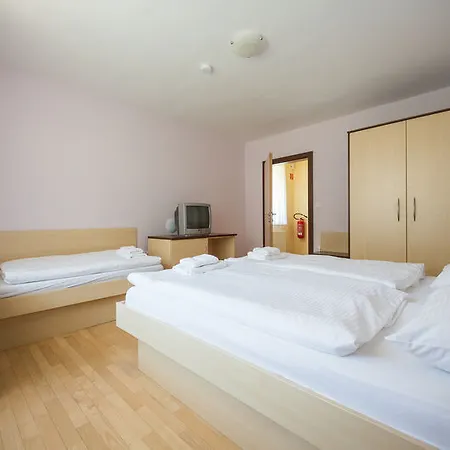 Hotel House Berghi I & Ii