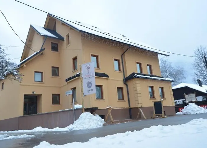 Hotel House Berghi I & Ii 3*